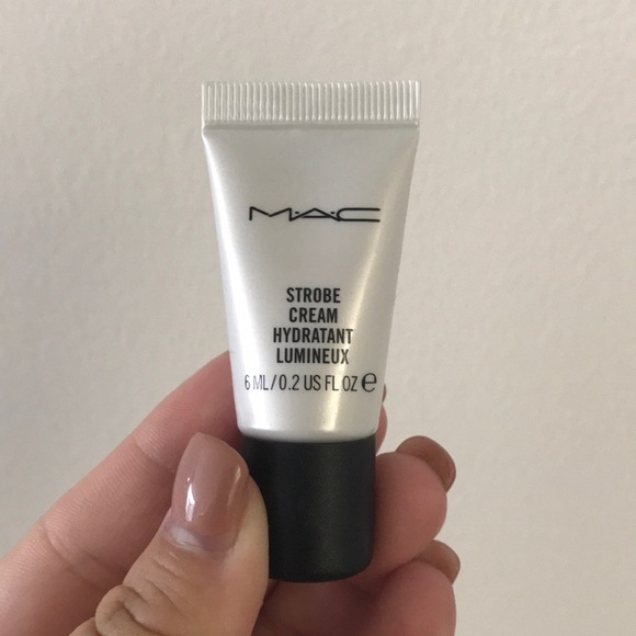 MAC Strobe Cream - Picture 3 of 3